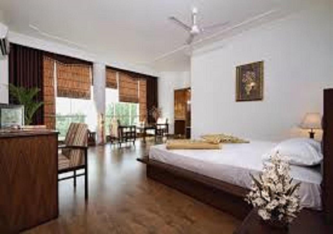 Polo Regency Hotel Sundarnagar Luaran gambar